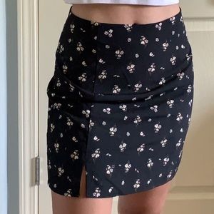 Daisy Aéropostale Mini Skirt